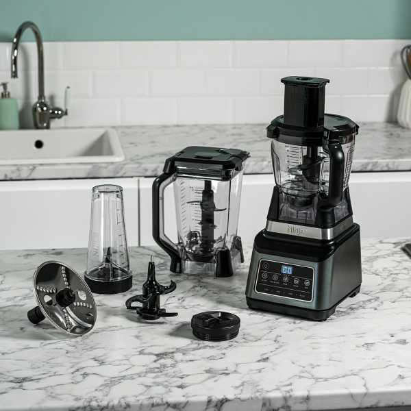 Ninja 3-in-1 keukenmachine met Auto-IQ BN800EU